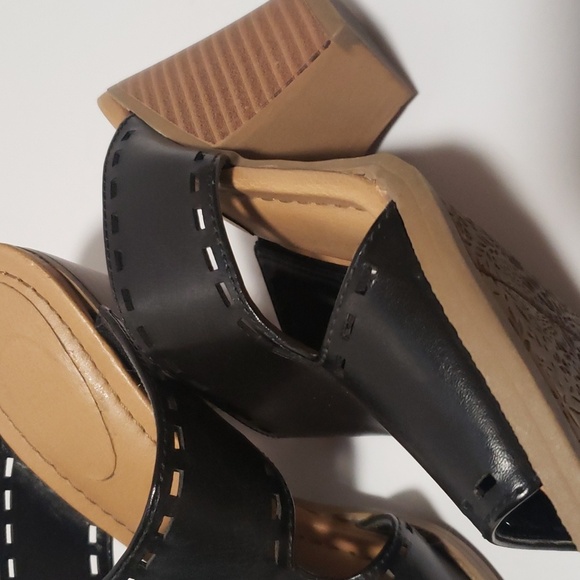 Dr. Scholl's sandals - Picture 5 of 6